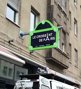 Le Croissant De Paris Aussenwerbung A1 Werbeprofi