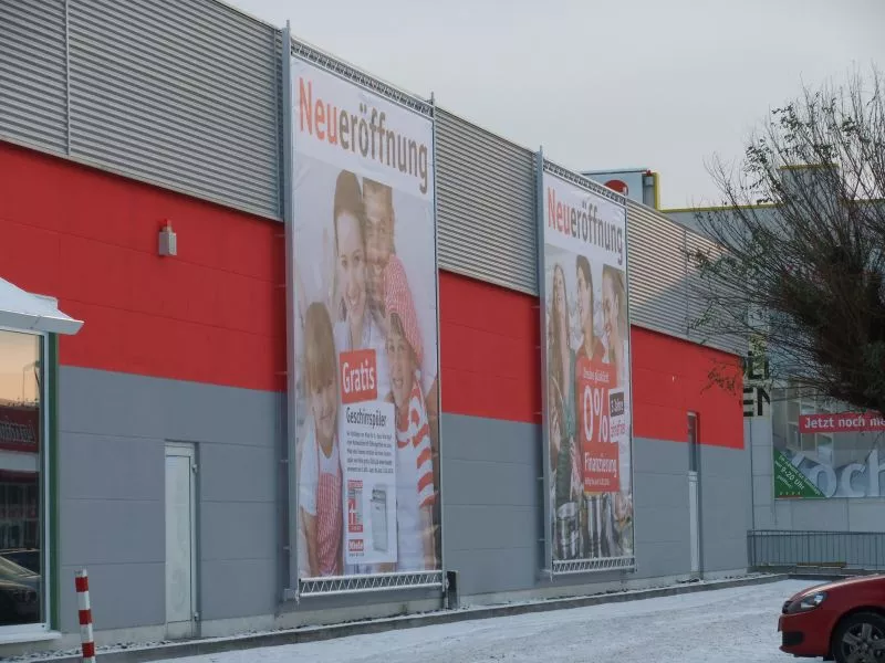Die Liftsysteme für Spannbanner sind für den professionelen