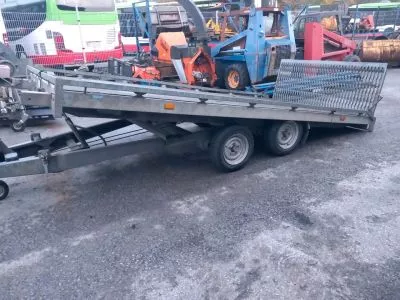 Autotransportanhaenger A1-Werbeprofi zum vermieten
