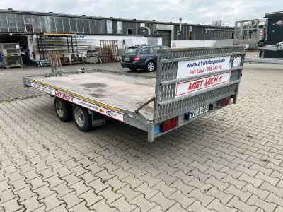 Autotransportanhaenger A1-Werbeprofi zum vermieten